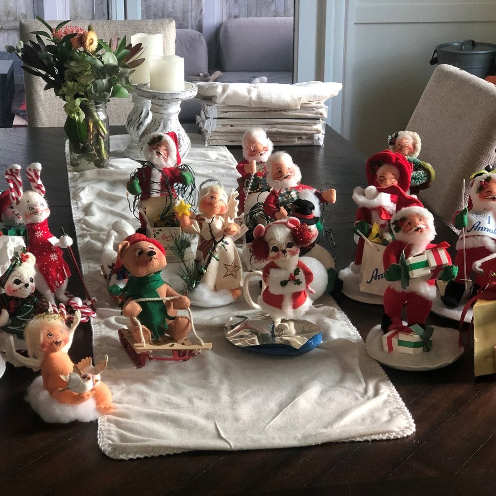 Vintage annalee dolls